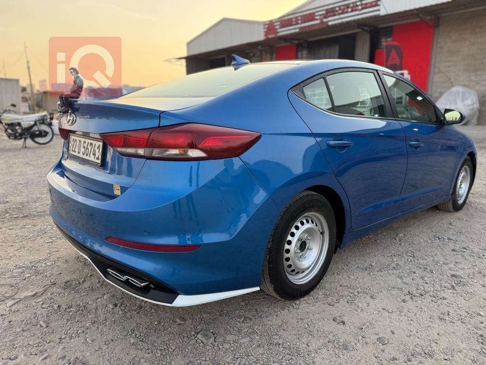 هيونداي النترا